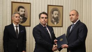 Президентът Румен Радев се очаква да приеме кандидата за министър председател посочен