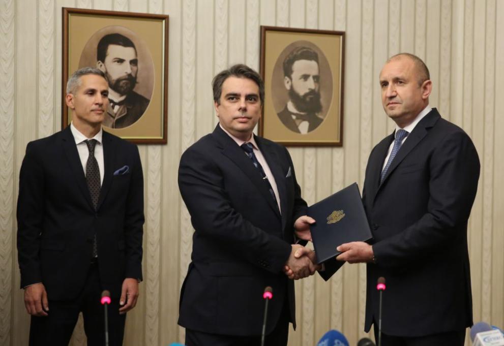 Президентът Румен Радев се очаква да приеме кандидата за министър-председател, посочен