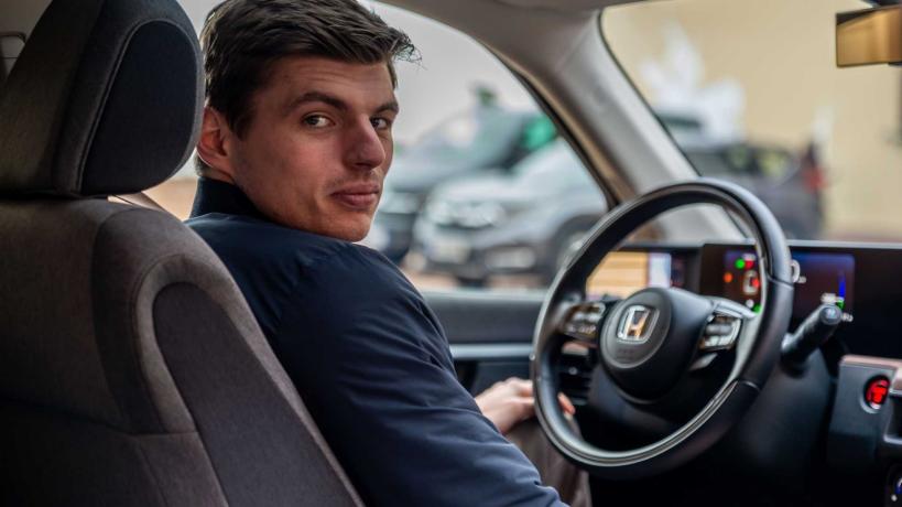 Honda e Макс Верстапен