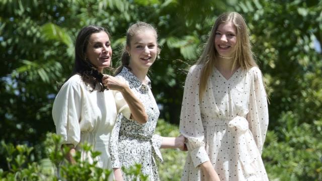 Колко са пораснали: Испанските принцеси вече са истински дами (СНИМКИ)