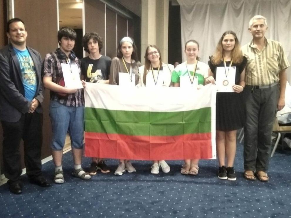 Български ученици спечелиха златен, сребърен и три бронзови медала на