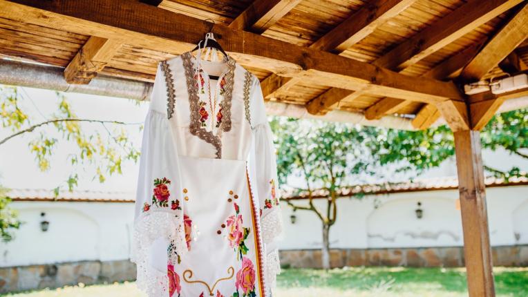 българия българска носия българка сватба традиция