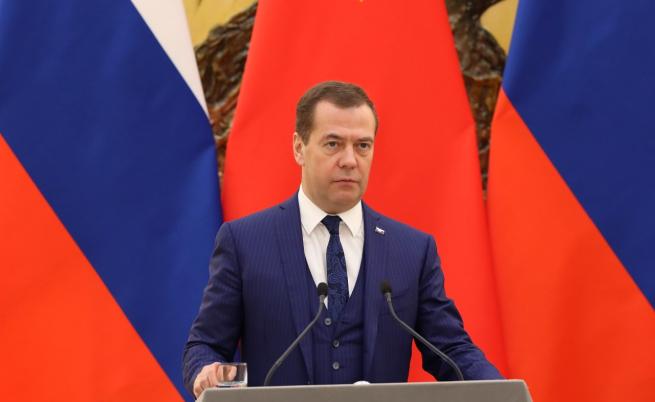 Медведев: Русия може първа да използва ядрено оръжие, ако срещу нея бъде проявена агресия