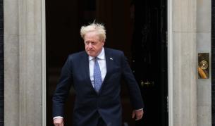 <p>Борис Джонсън се преобрази във фея</p>