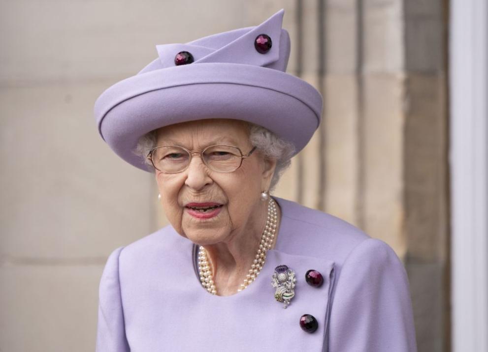 Кралицата е под медицинско наблюдение в Балморал, съобщи .  След