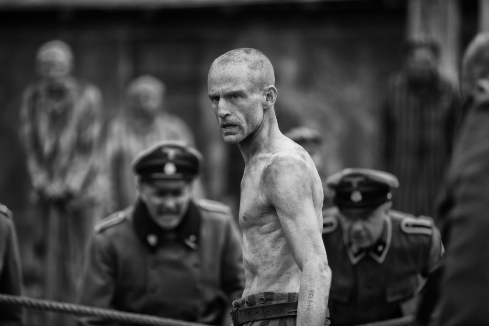 Бен Фостър като затворника от концентрационен лагер Хари Хафт в сцена от 