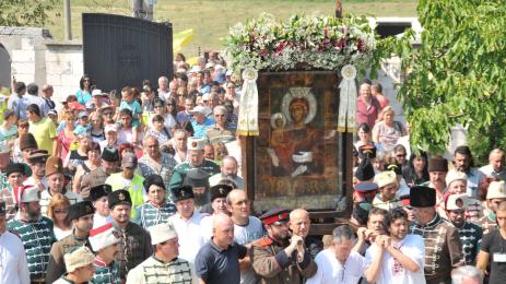 Богородица Троеручица