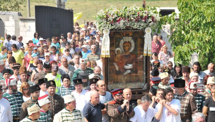 Богородица Троеручица - ВЯРА: Богородица Троеручица идва от Сирия