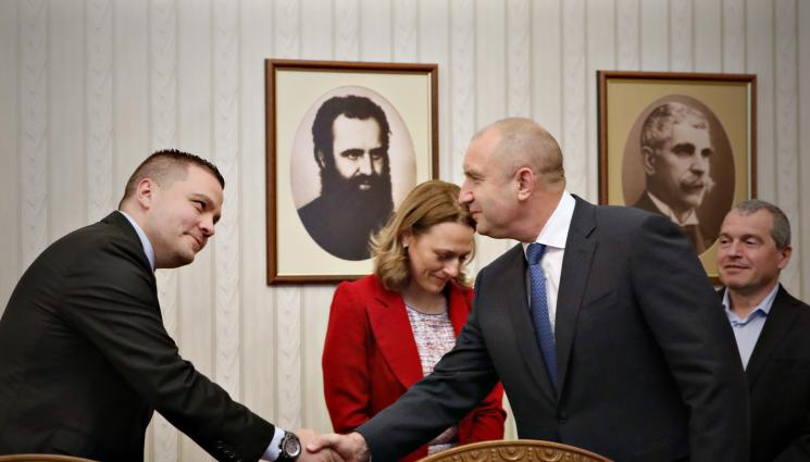 Радев ИТН - ИТН готови на коалиция с ПП, БСП и 