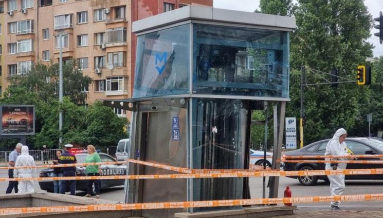 Черни връх катастрофа - Протестиращи пред Първо РПУ в София, искат оставките на шефа на районното и на директора на СДВР