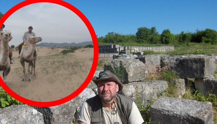 Николай Овчаров - Проф. Николай Овчаров пред