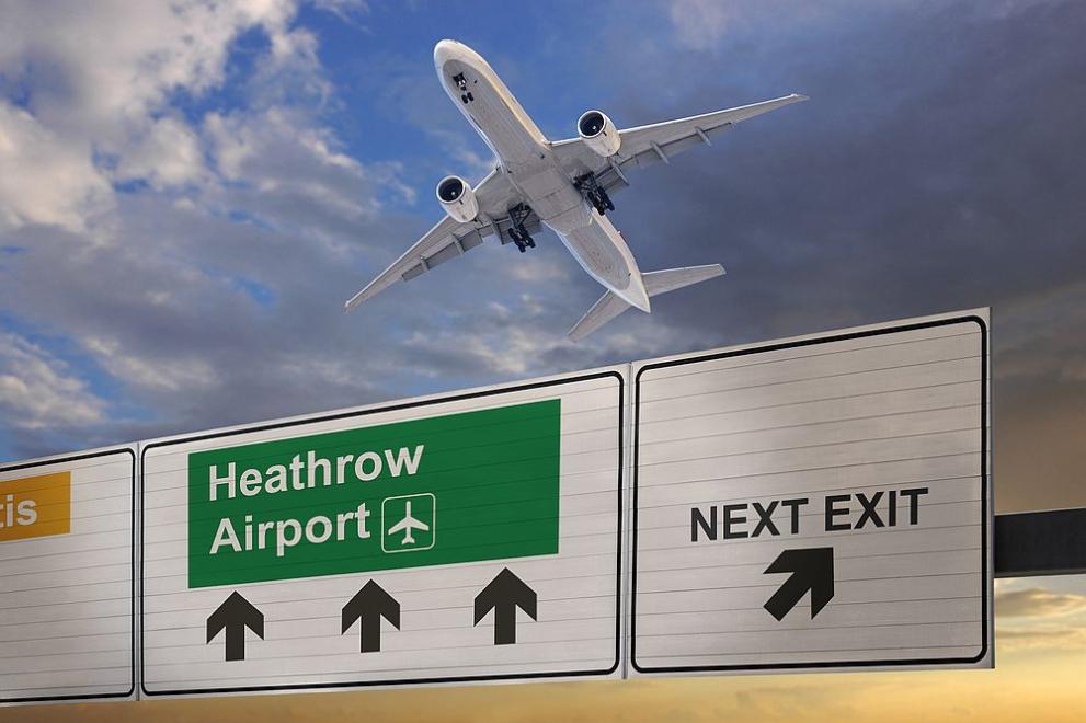 Стотици служители, обслужващи лондонското летище Хийтроу ще излязат в ефективни