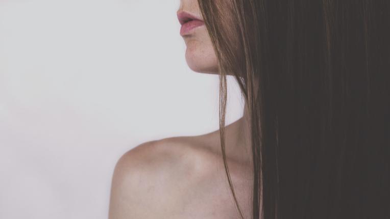  Как да се погрижим за комбинираният вид коса 