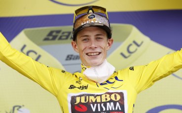 Двукратният шампион от Тур дьо Франс Йонас Вингегор Дания Йъмбо Висма спечели