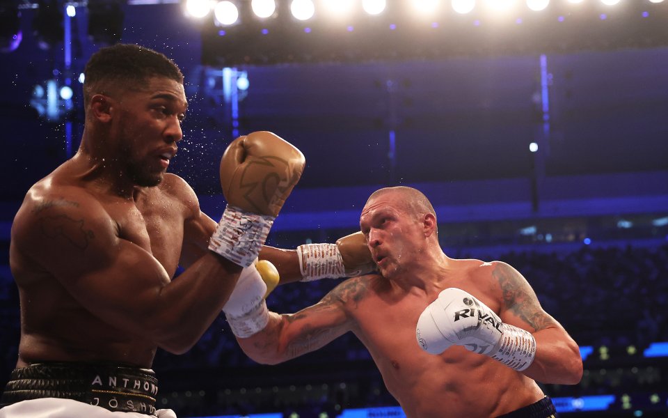 Антъни Джошуа показва &bdquo;сериона амбиция&ldquo; преди реванша с Олександър Усик.