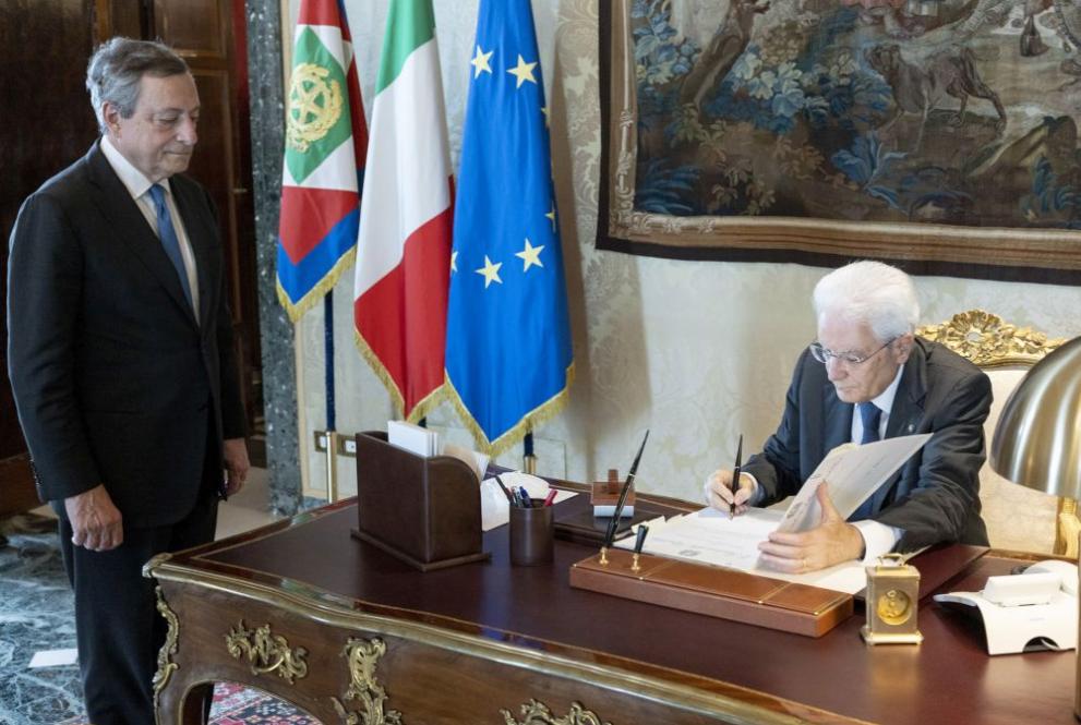 Президентът на Италия Серджо Матарела подписа указ за разпускане на