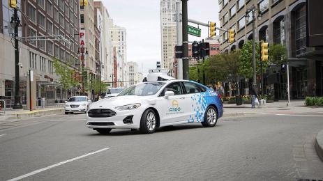 Ford Fusion Hybrid Aro AI автономни коли