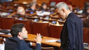 Председателят на парламентарната група на Продължаваме Промяната Андрей Гюров заяви