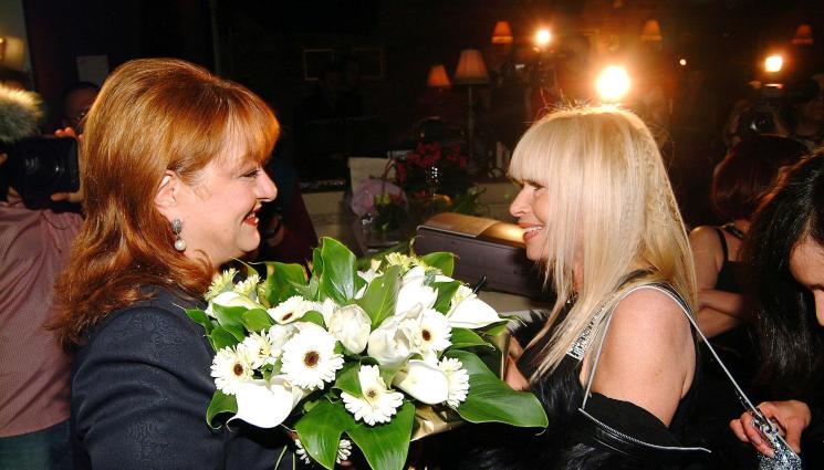 Богдана Карадочева Лили Иванова - Изхвърлили Богдана Карадочева от хора – заглушавала другите