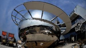 Продължава изграждането на Огледалния планетариум до Морската гара в Бургас