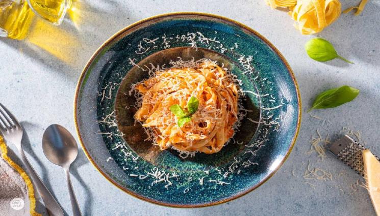 рецепти - Гответе с matekitchen.com: Италианска класика - спагети Наполи