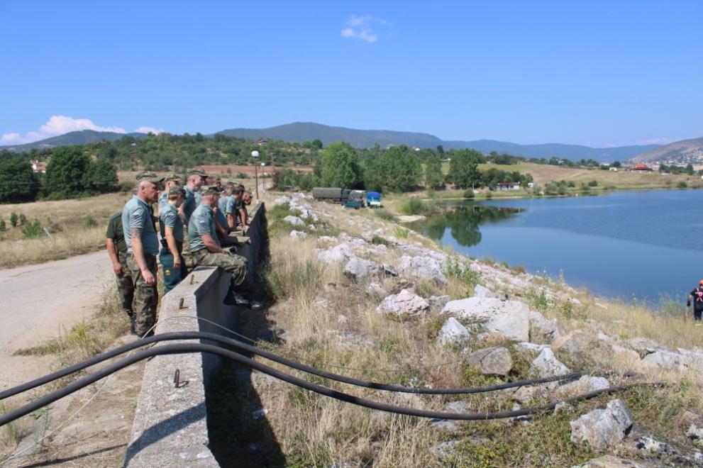 Съвместно учение на Българската армия, пожарната и ЦСМП се проведе