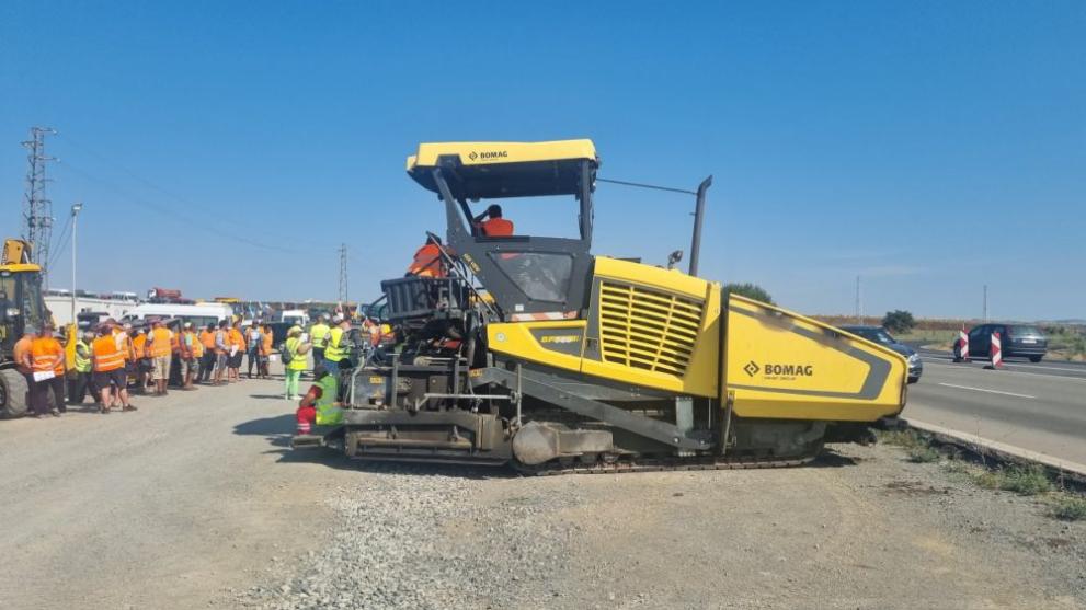 Над 50 тежки машини блокираха автомагистрала Тракия при входа на