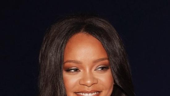 Завръща ли се Rihanna на сцената?