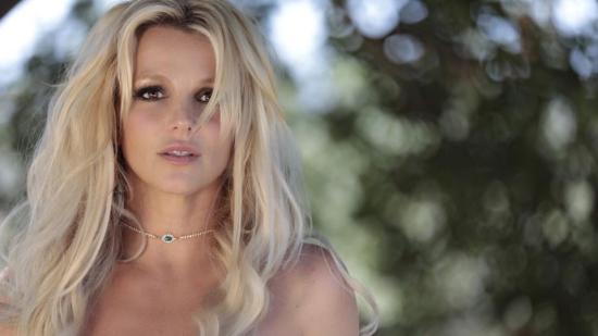 Щатлива ли е Britney Spears?