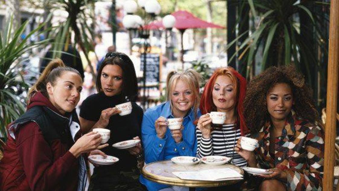 Spice Girls с молба към Victoria Beckham