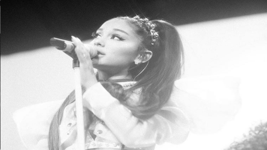 Ariana Grande подари музикално изпълнение