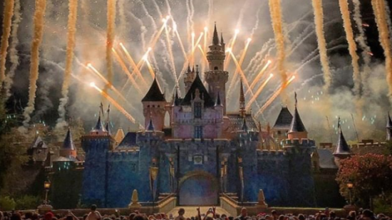 Disneyland и Universal Studios затвориха заради коронавирус