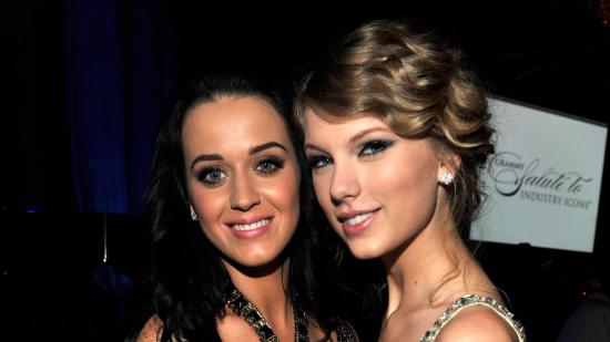 Katy Perry и Taylor Swift си "пишат често"
