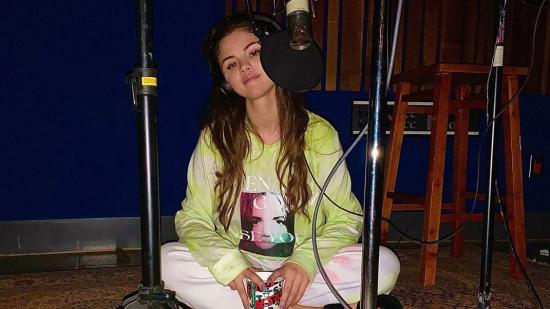 Selena Gomez се пошегува, че ще спре да пише песни