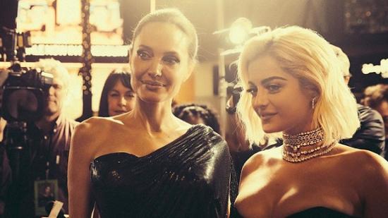 Bebe Rexha срещна Angelina Jolie