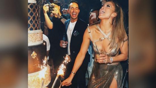Jennifer Lopez на 50