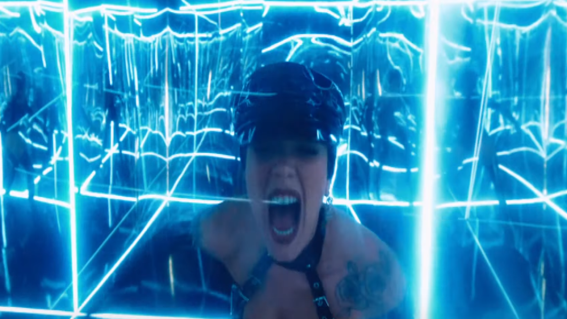 Ново от Halsey