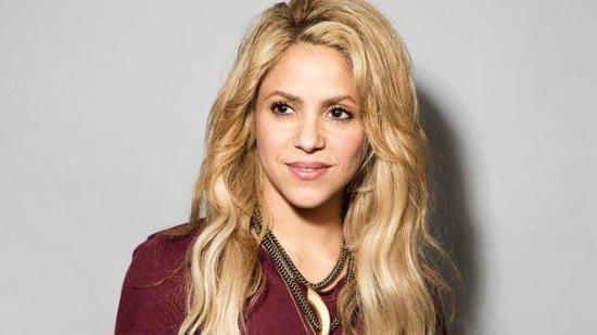 Shakira на съд
