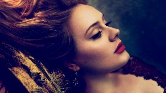 Adele пак ще пее за Bond, James Bond