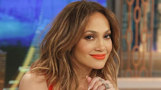 Jennifer Lopez е готова с нов хит