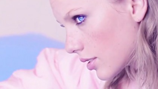 Swift снима за Vogue