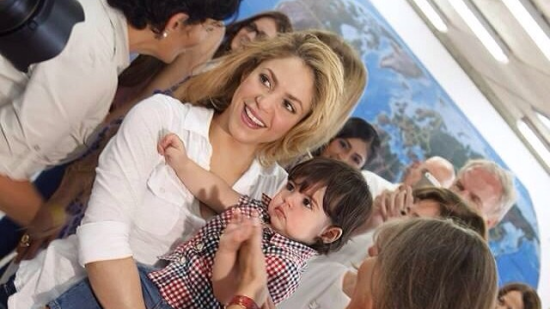 Shakira отвори училище