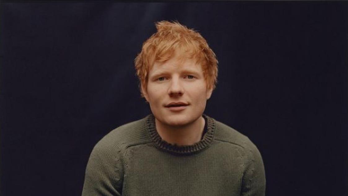 Ed Sheeran продължава с рекордите