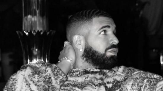 Kanye West показа адреса на Drake
