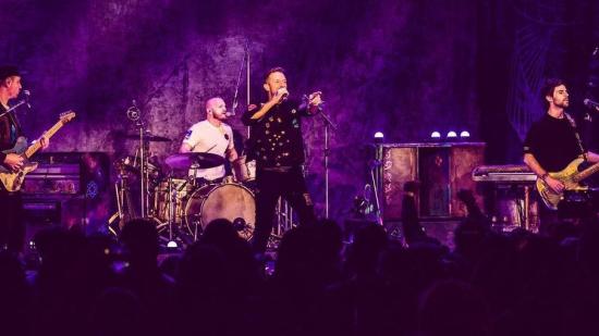 Защо Coldplay отмениха концертите си