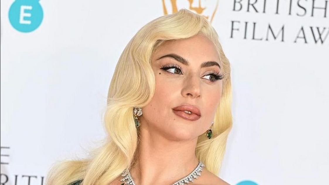 Lady Gaga ще пее на наградите Grammy