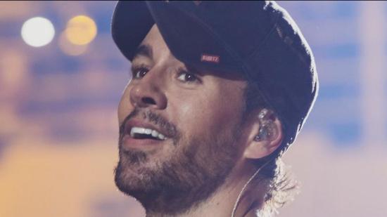 Enrique Iglesias пусна новия си сингъл "Espacio en Tu Corazón"