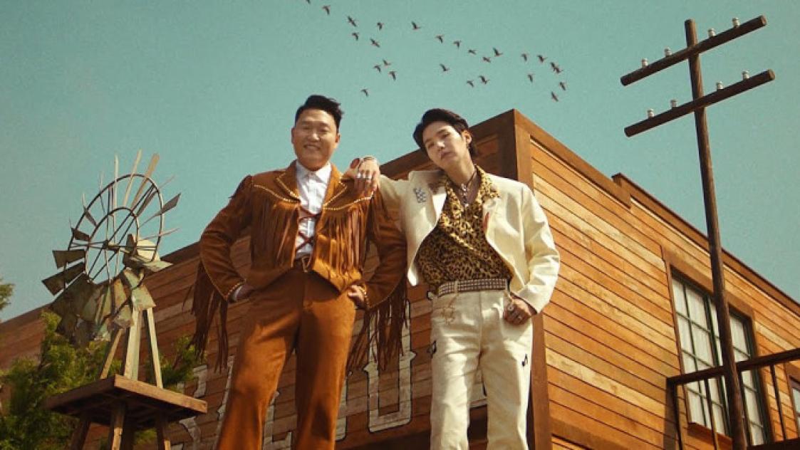 Psy и Suga от BTS превземат Дивия запад във видеото на "That That"