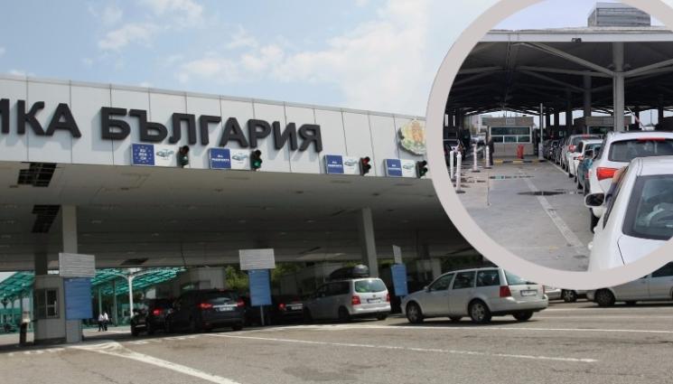 опашки граница - НЕ СЕ СВЪРШВАТ: Пак спипаха мигранти в тайници на бус! (СНИМКИ)