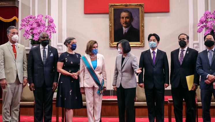 Пелоси - ПЕЛОСИ ОТ ТАЙВАН: Решимостта на САЩ да запази демокрацията по света е непоколебима